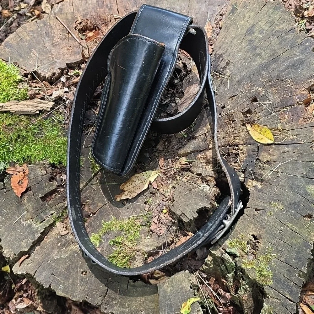 Vtg Hunter Co FrontierLeather Holster 1060B F2 And‎ Leather Ammo Belt 158B MD